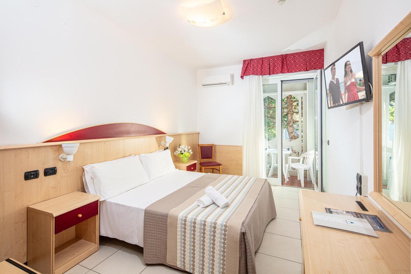 Hotel Regina Lignano Sabbiadoro Extérieur photo
