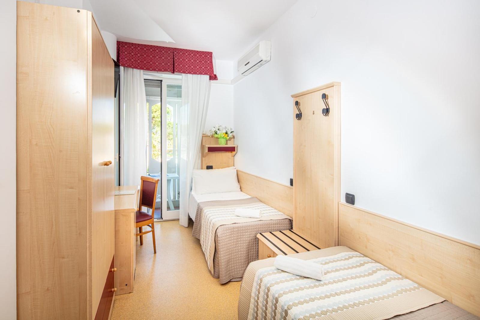 Hotel Regina Lignano Sabbiadoro Extérieur photo