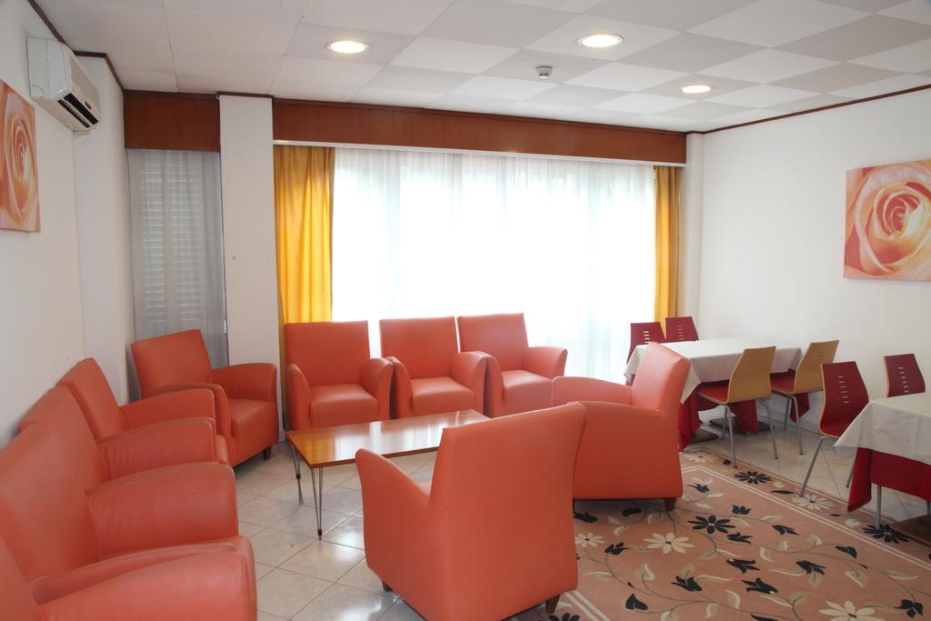 Hotel Regina Lignano Sabbiadoro Extérieur photo