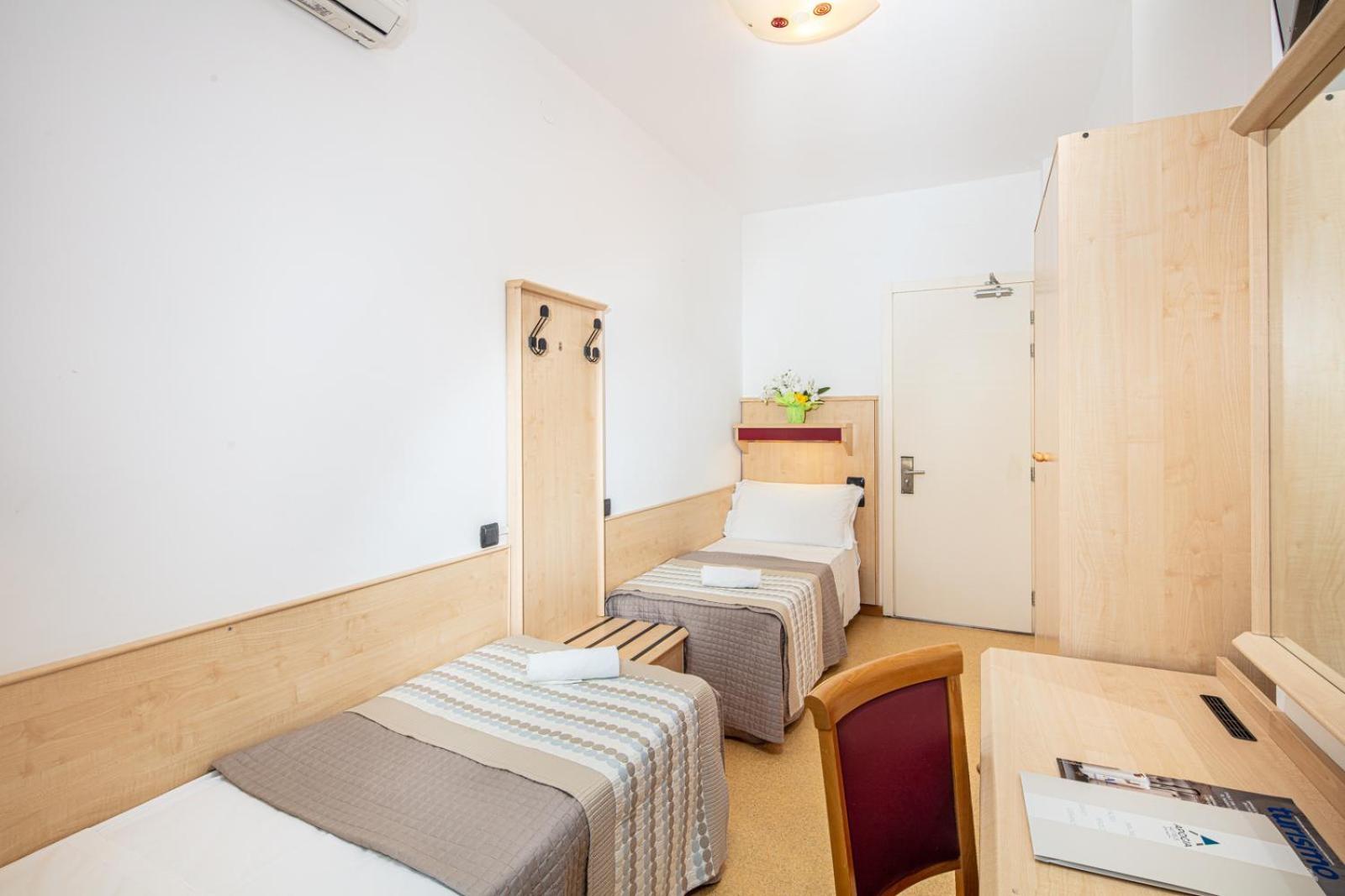 Hotel Regina Lignano Sabbiadoro Chambre photo