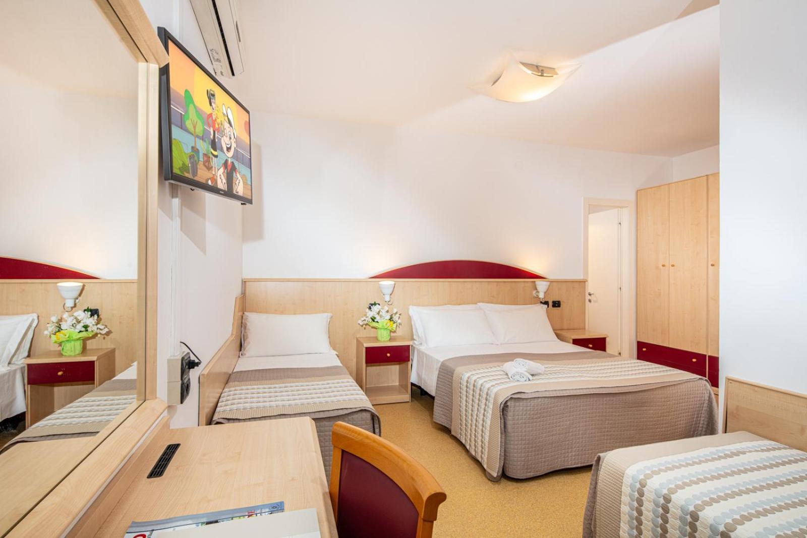 Hotel Regina Lignano Sabbiadoro Chambre photo