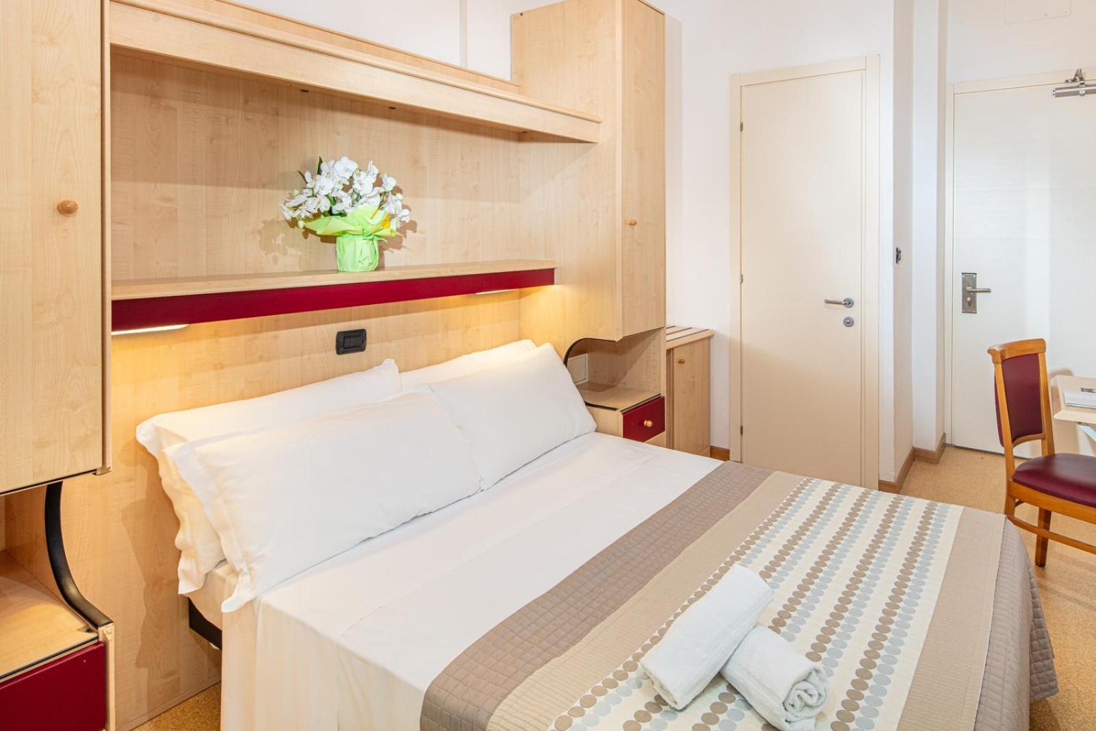 Hotel Regina Lignano Sabbiadoro Chambre photo